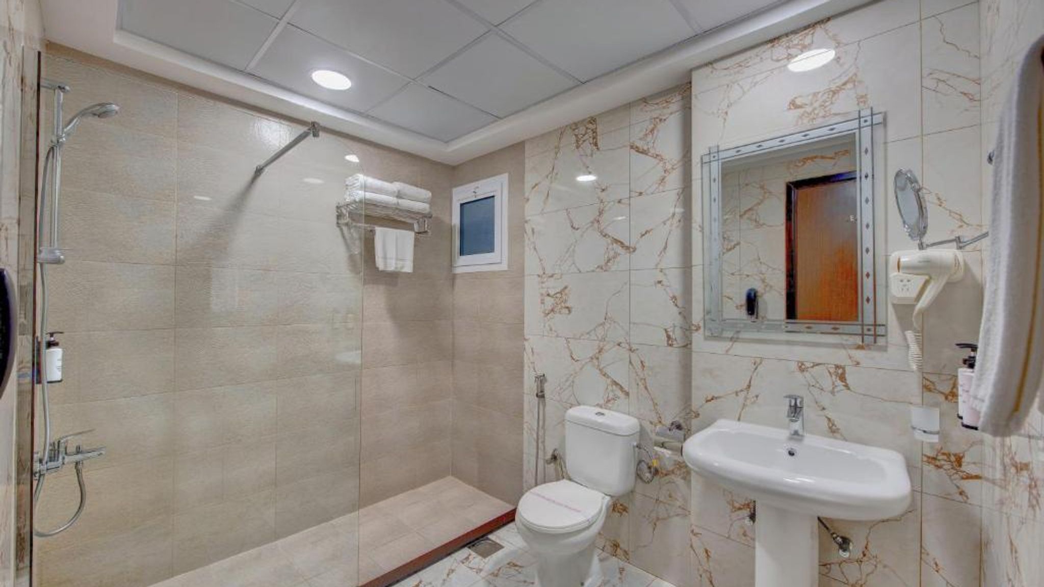 Executive Triple Studio